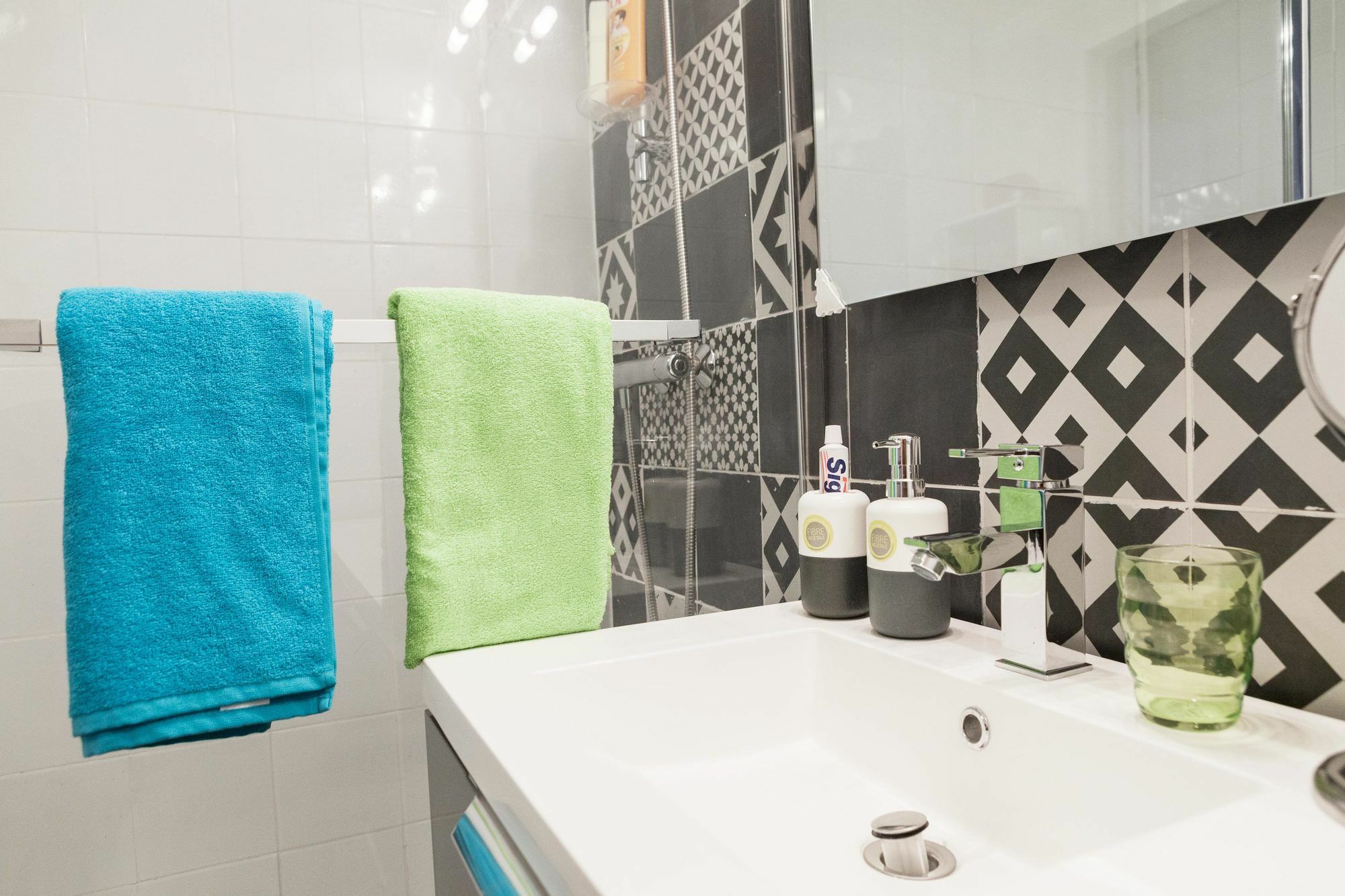 Free Parking - Self Checkin - Wifi - Panoramique Terrasse - Duplex Saint Jean - Superbordeaux Appartement Buitenkant foto